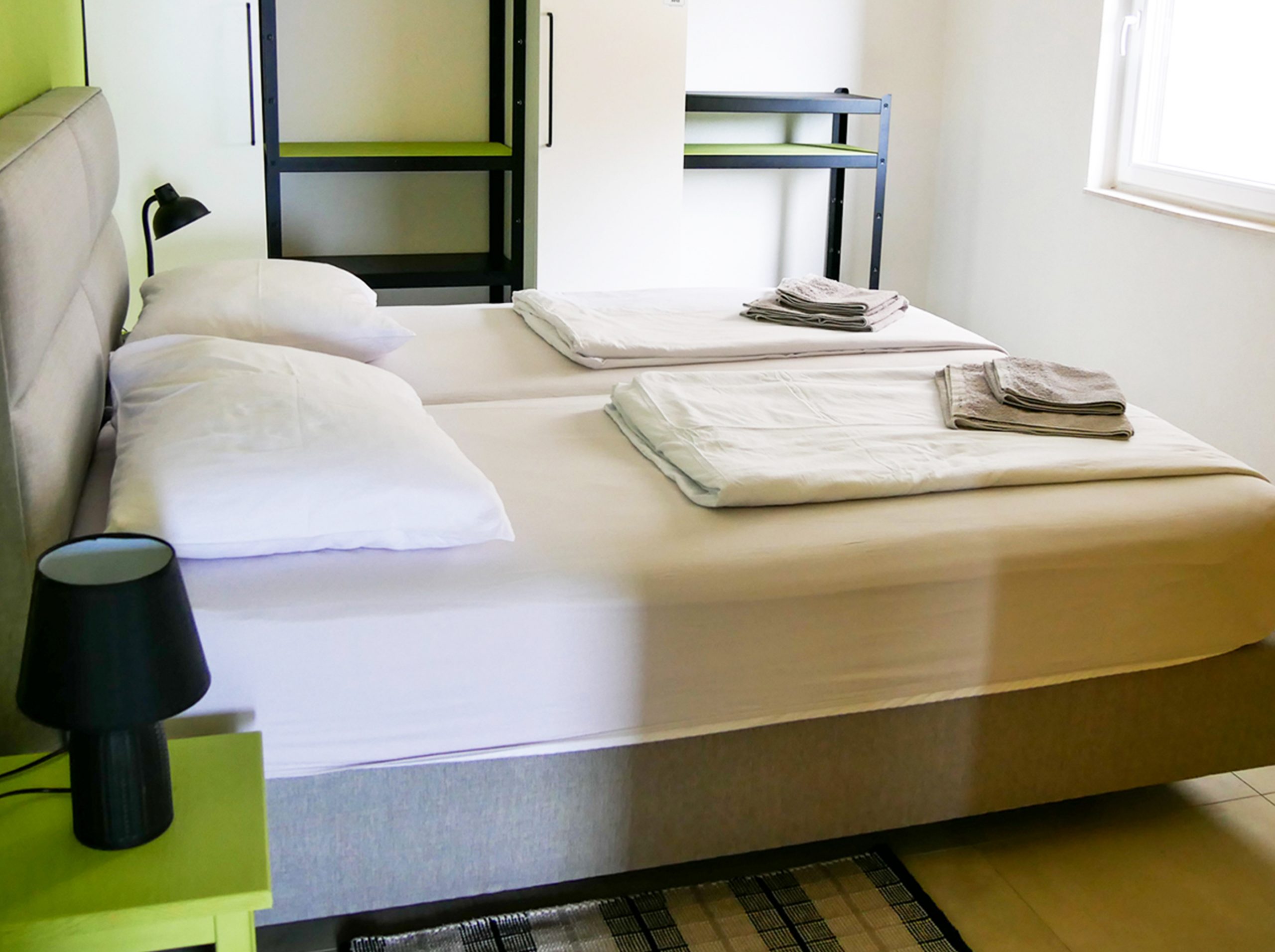 croatia-apartment2-bedroom-02